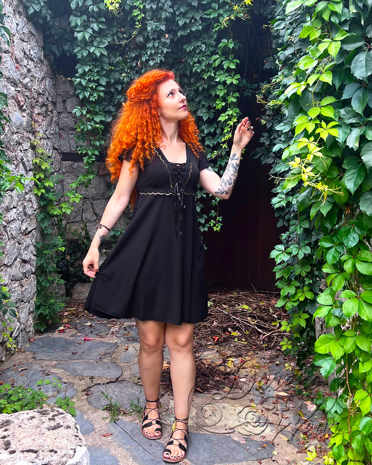 Angel Dress in Black/Gold - Dare Fashion Globe Angel Dress in Black/Gold - Dare Fashion Globe
